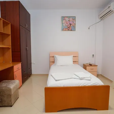 Celo Apartment