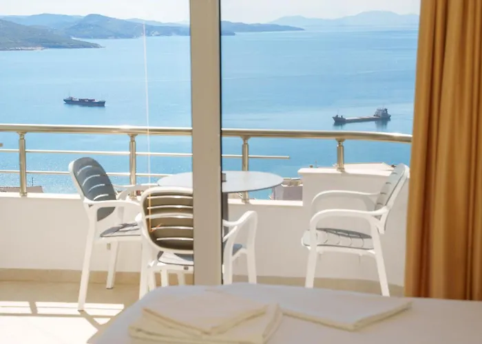 公寓 Celo Sarandë